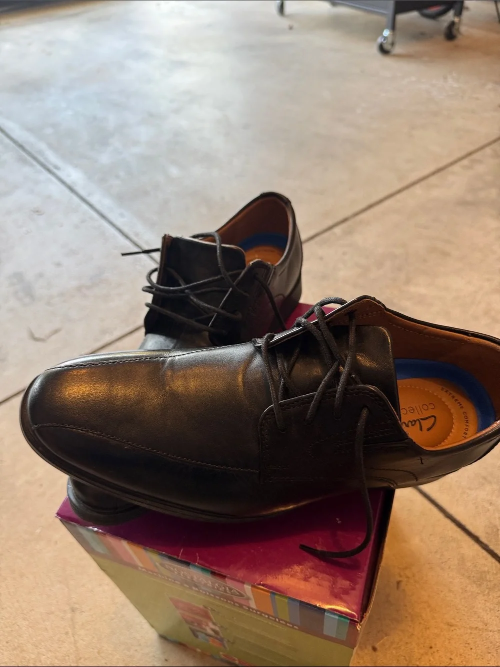 Clarks Collection Men’s Black Leather Extreme Comfort Oxfords Shoes size 9.5